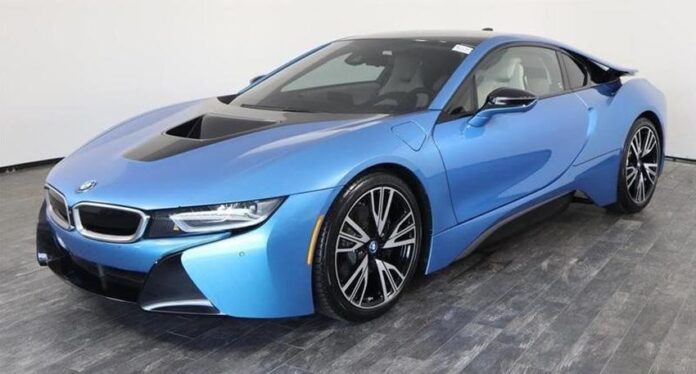 Auto Insights: How It Feels to Drive a 2019 BMW i8 - 2022 Review ...