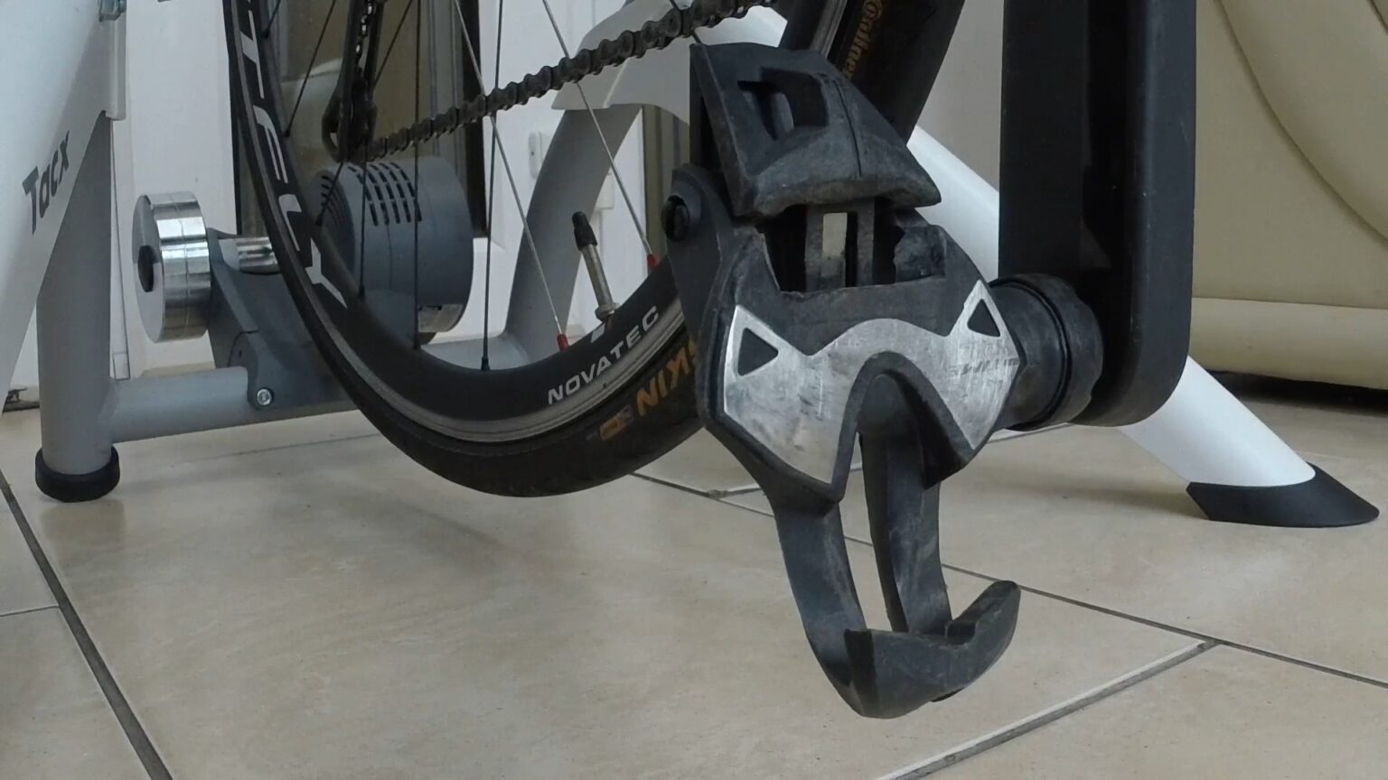 12 Best Flat Pedals for Road Bike 2024 Effective & Affordable Solution